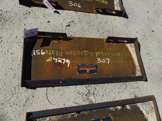 Skid steer adaptor plate