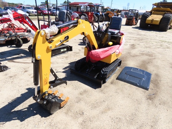 Mini excavator, 4post canopy, 13.5hp Briggs & Stratton gas engine, 7inch rubber tracks, 36inch push