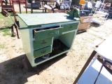 Wood cabinet w/vise