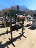 Dake air-hydraulic press