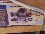 LandHonor 2,000lb electric winch