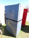 Storage cabinet w/bolt bins