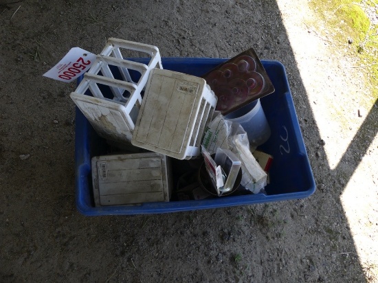 Plastic container w/bolts