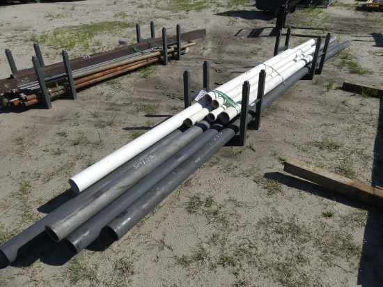Large quanity of plastic pipe