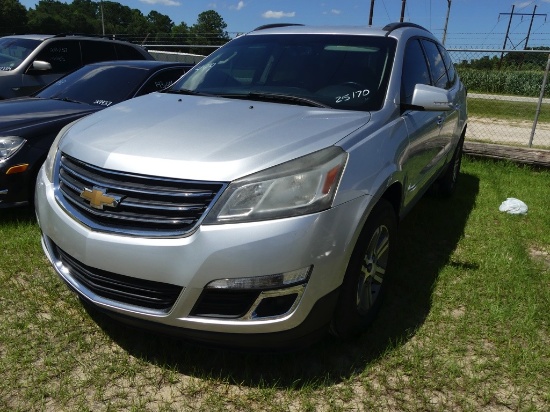 2015 CHEVROLET TRAVERSE LT Suv, 3.6L gas engine, A/T, leather interior, power windows, power locks,