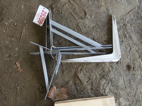 Shelf brackets