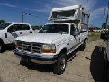 1994 FORD F250 XLT Extended Cab Pickup, 4x4, Long bed, 5.8L gas engine, A/T, power windows, power lo