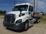 2019 FREIGHTLINER T/A Day Cab Road Tractor, 184inch wheel base, Detroit DD13 295hp, A/T, air ride, a