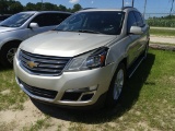 2015 CHEVROLET TRAVERSE LT Suv, 3.6L gas engine, A/T, power windows, power locks, 3rd row seating s/