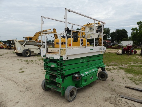 2015 JLG 3246ES electric scissor lift, 32ft platform height, s/n: 02000240342