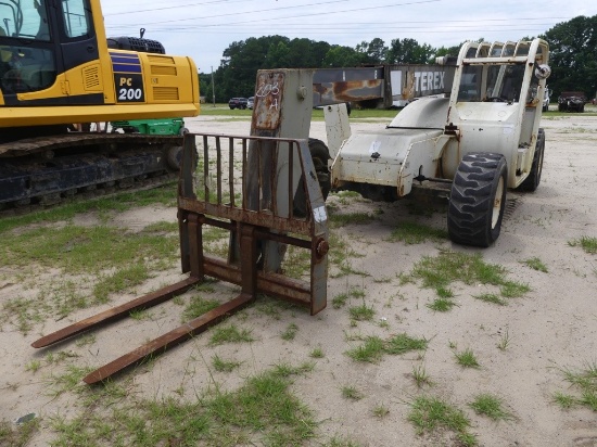TEREX TH528C Turbo Telehandler, rops, 1972hrs, 5000lb, 4wheel steer **If don't move roll boom out**