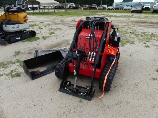 SSL580 ride on skid steer, 15hp gas engine, 7inch rubber tracks, 2post canopy, 36inch bucket, s/n:25