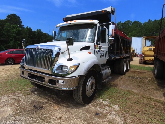 2007 IH 7500 T/A Dump Truck, IH engine, Low Miles miles:70K