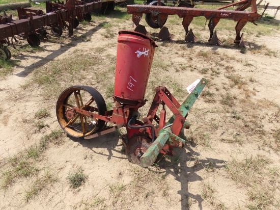 3 pt hitch one row planter