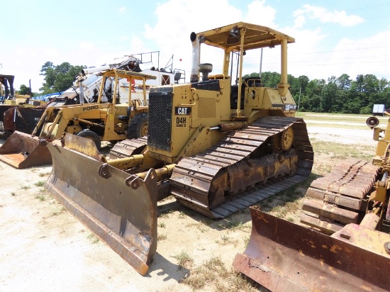 CAT D4H Series II LGP dozer, 30inch steel tracks, high tracks, 128inch 6way blade w/rear draw bar, h