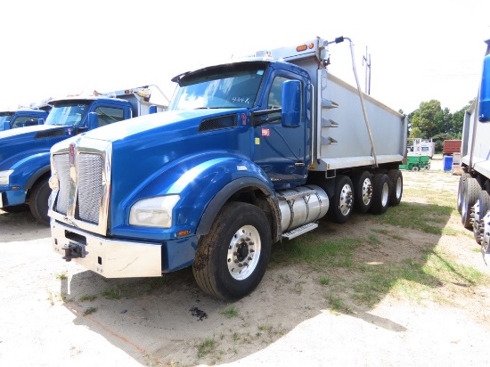 2017 Kenworth T880 Quad-Axle Dump Truck, eng 1700-380hp MX13 Pacar Eaton FD-14E30BLL-VCS trans, Chas