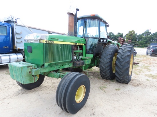 1989 JOHN DEERE 4555 Tractor, cab, ai r, 2 wheel drive, front JD weights, 12.20.8.R38 duals, long ax