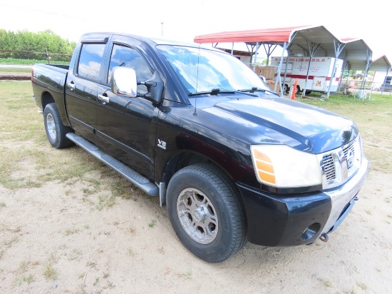 2004 Nissan Titan Endurance Pickup, 4x4, V8 engine, A/T miles:173302 s/n:1N6AA07B84N547127