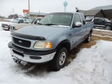 1998 Ford F150, extended cab, blue, 5.4L, auto, 4WD, 121,732 miles showing,