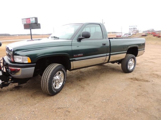 2001 Dodge Ram 2500 SLT diesel pickup, Cummings 5.9L V24 Diesel engine, reg