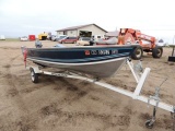 1992 Lund 16ft fishing boat with 20HP Yamaha motor and shorelander roller t