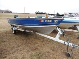 1989 Lund 16ft fishing boat with 25HP motor, EZ loader trailer, MN6035FM, o