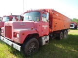 1983 mack U red with red box, 3208 CAT engine with Allison Auto transmissio