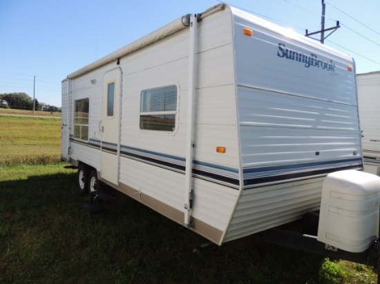2001 Sunny Brook 24 ft. pull type camper, rebuilt hot water heater, and ref