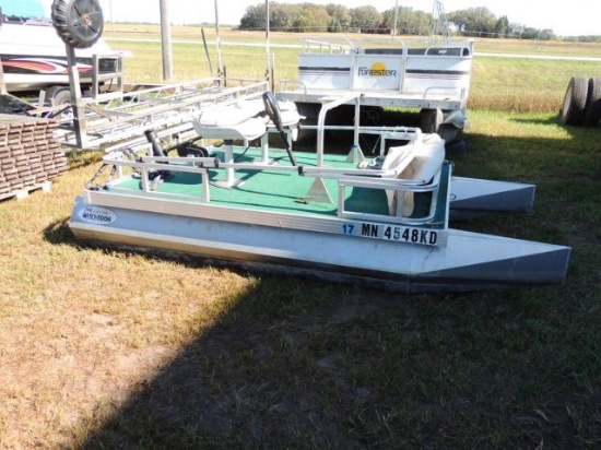 2005 Mitey-Toone pontoon, with electric trolling motor, 8ft bed, MN Reg. MN