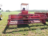 Versatile Hydrostatic 400 Swather