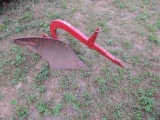 Fast hitch single plow for cub
