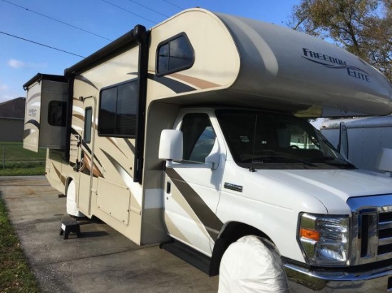 2016 Class C Freedom Elite By Thor 26ft Motorhome, Ford 450 Chassis, 15,401