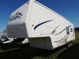 2004 River Canyon Travel Supreme 34ft 5th Wheel Camper, 2 slide outs