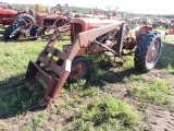 Allis Chalmers Tractor with loader