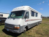 1995 Country Aire Ford Motorhome, works good, tires good, 32 ft, slide out,
