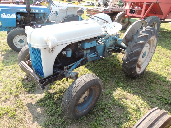Ford 9N Tractor 3 pt, PTO (T)