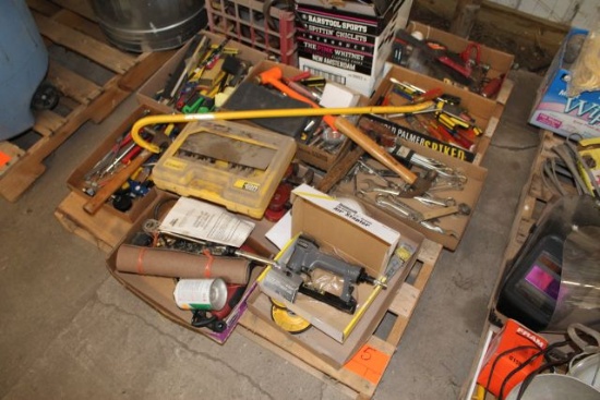 Pallet of tools (S)