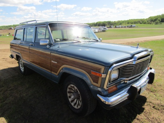 1983 Jeep Grand Wagoneer