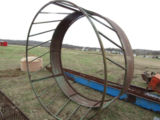 Round Bale Hay Feeder