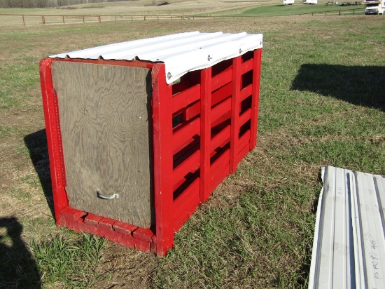 Livestock Crate with Winter Sides