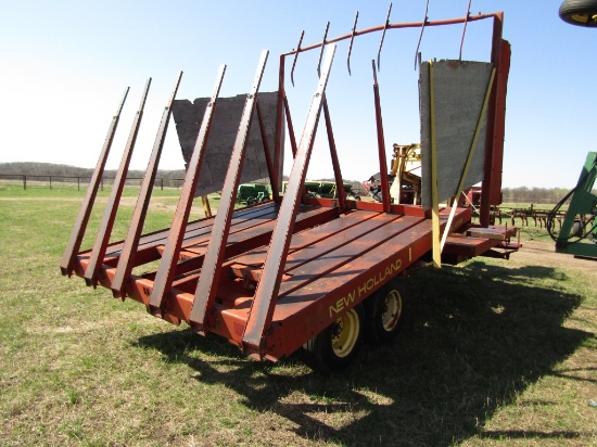New Holland 1033 Bale Wagon