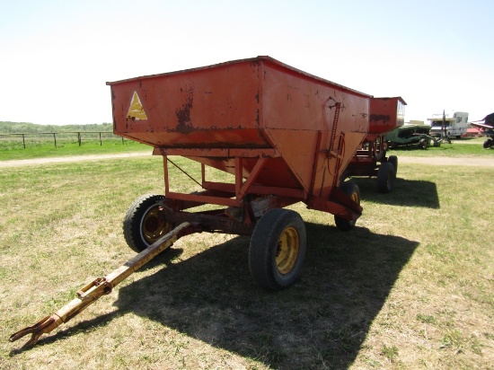 125 Bushel Gravity Box