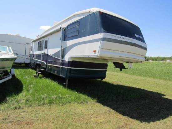 1996 Avion 37RK 5th Wheel Camper
