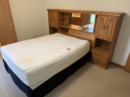 Queen size Bedroom set