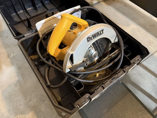 Dewalt Circular Saw