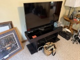 34 inch TV and Entertainment Table ( Toshiba)