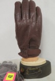 Rare 1940s Gates Swagger Size Gloves Store Display Hand  w/ Original Gloves