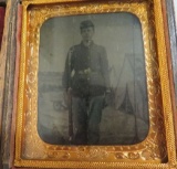 Great Civil War Union Soldier w/ Rifle and Bayonet Tin Type Photograph