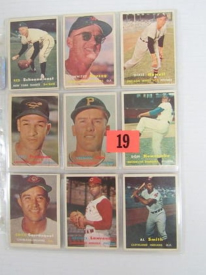 Lot (27) 1957 Topps Baseball Cards