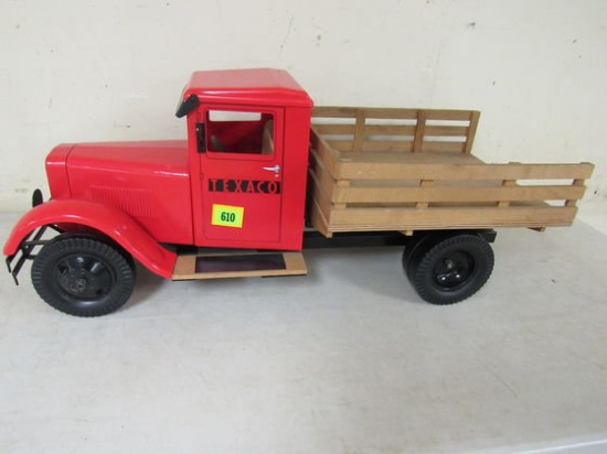 Well Made Contemporary Large Texaco Delivery Truck Display 38" Long